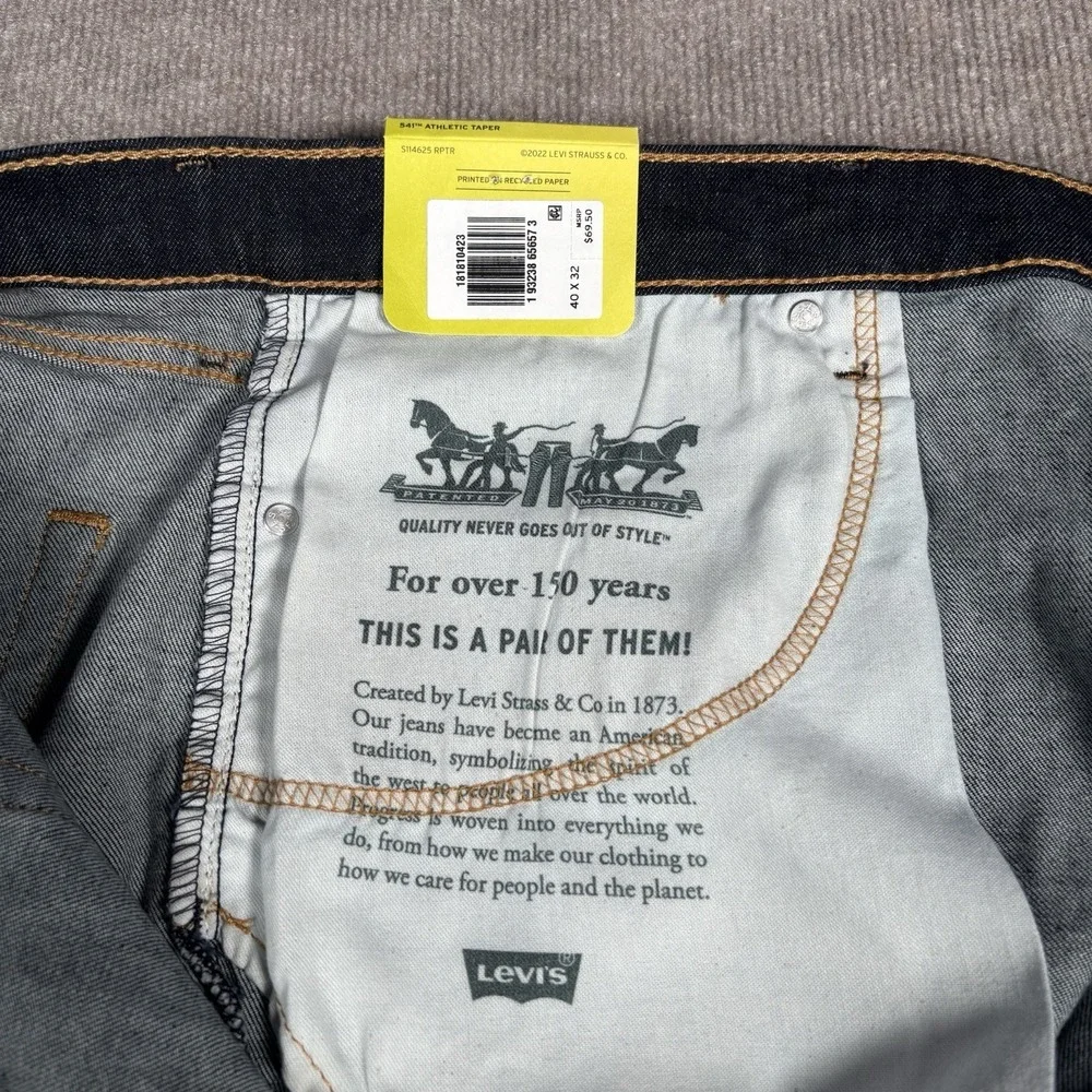Levis 541 Jeans Mens 42x32 Athletic Fit Tapered Dark Blue Denim Stretch NWT‎